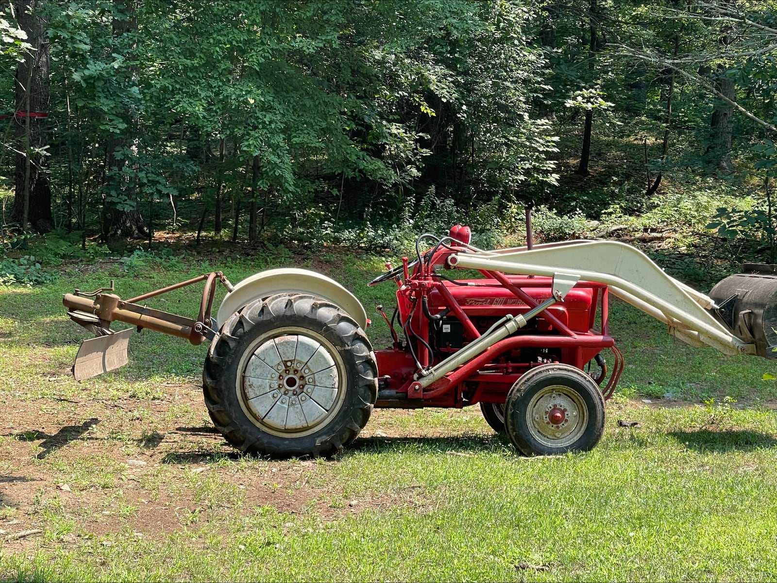 Ford 641 Workmaster tractor